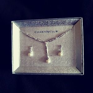 Pearl n Rhinestone Necklaces and Earring set